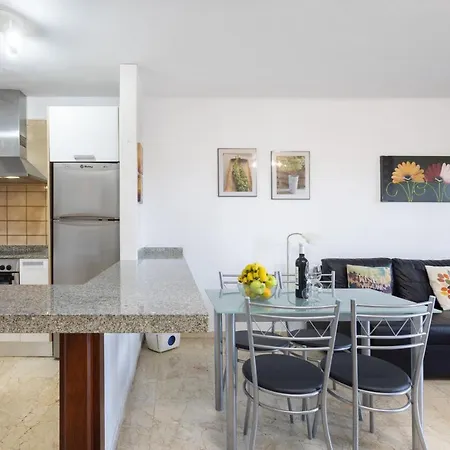 דירה With Private Garden *