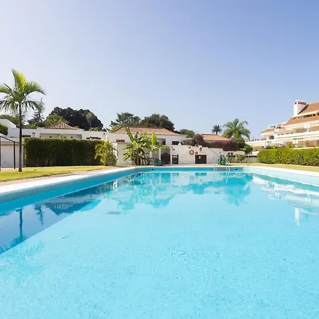 דירה With Private Garden *