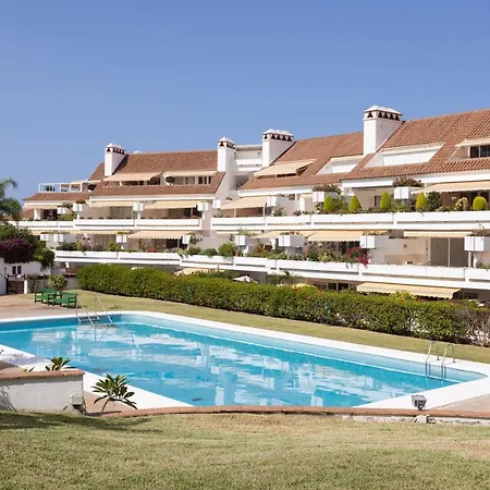 דירה With Private Garden *